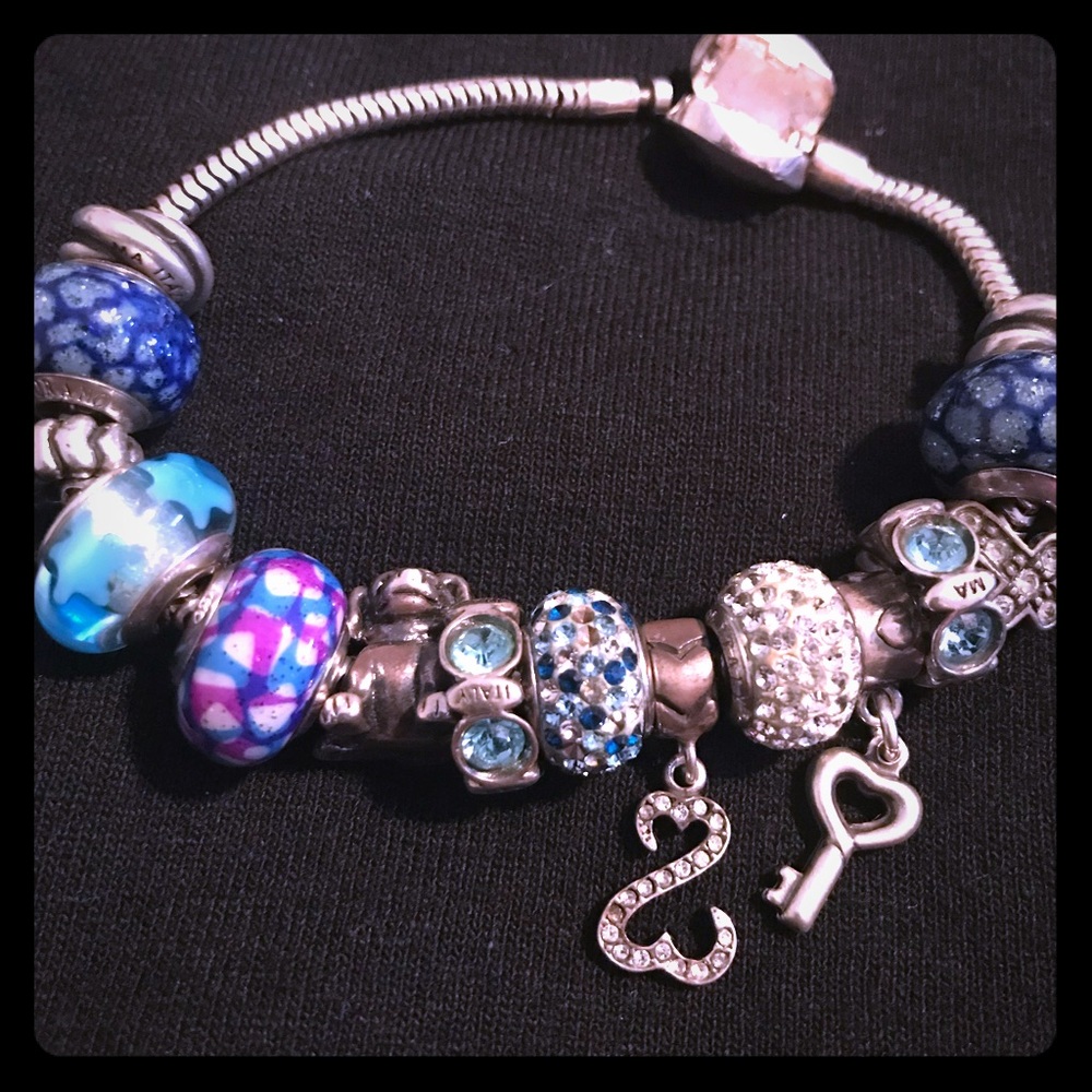 Charmed memories bracelet & charms (like pandora)